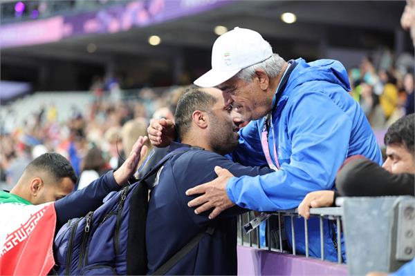 Ali Pirouj Silver & Nikparast Paris 17