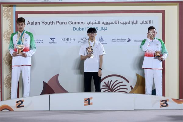 VI Swimming Horiz Nasiri (9)