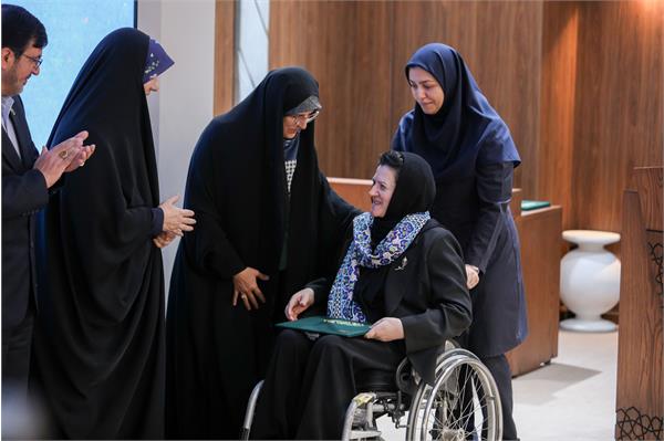 نشست بانوان  23