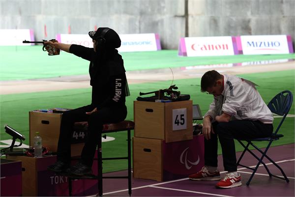 Tokyo Gallery Shooting 5