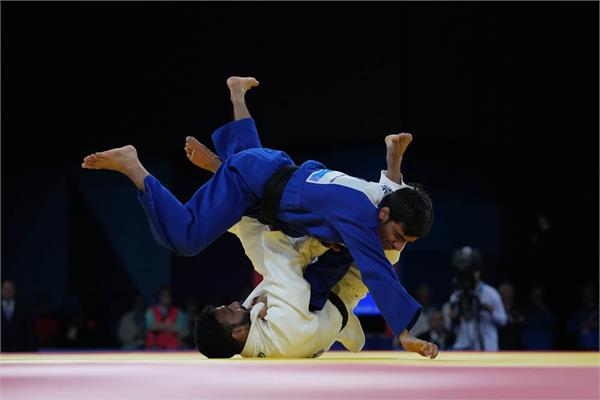 Meysam Banitaba Paris Silver 1