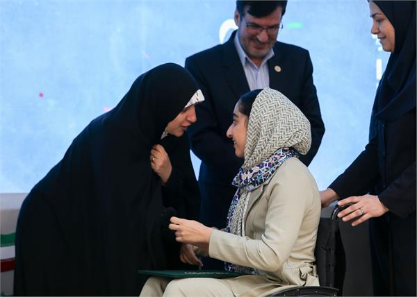 نشست بانوان  30