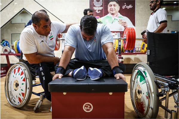 وزنه برداری جوانان  3