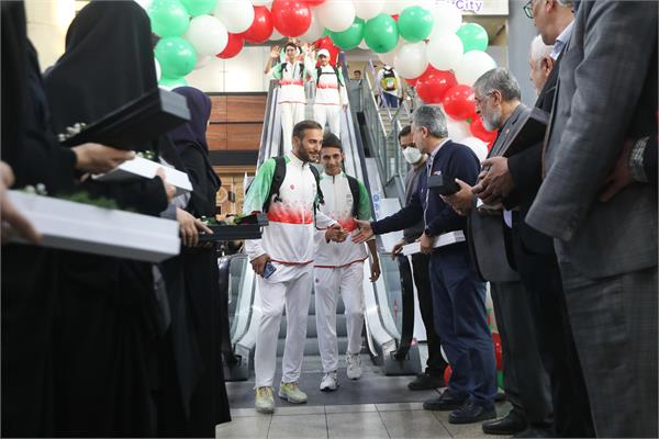 Iran Return from Dubai Mahdi Nasiri 16