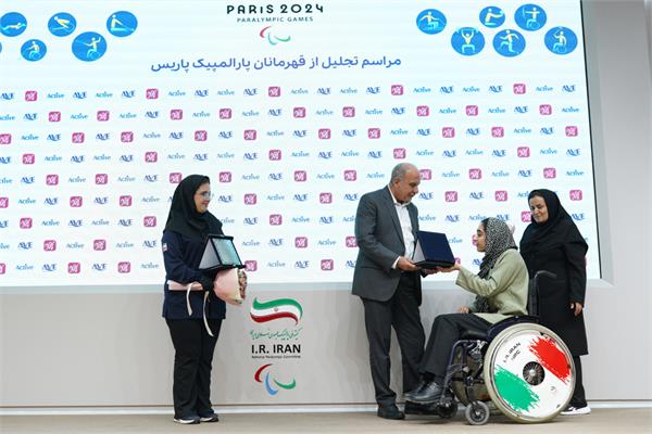 مراسم تجلیل  6