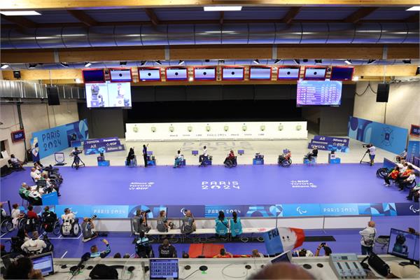 Sareh Javenmardi. zeinalzadeh.Paris. 5