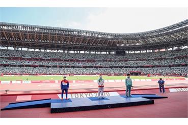 امیر خسروانی: می توانستم رکورد بهتری بزنم/ مدالم را تقدیم به مردم و مربیم میکنم