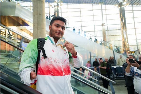 Delegation Return Dubai Amirreza Ostovari 13