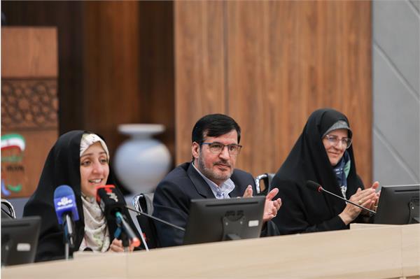 نشست بانوان  40