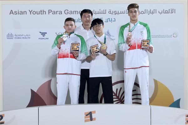 VI Swimming Horiz Nasiri (8)