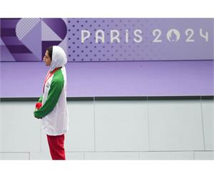 Hajar Safarzadeh Silver Paris 1000 2