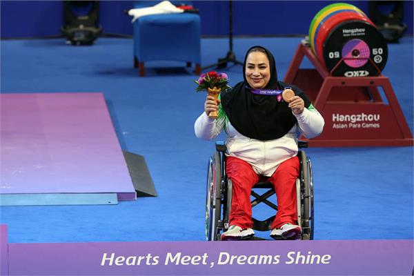 بانوان پاراوزنه‌بردار در بازی‌های پاراآسیایی 10