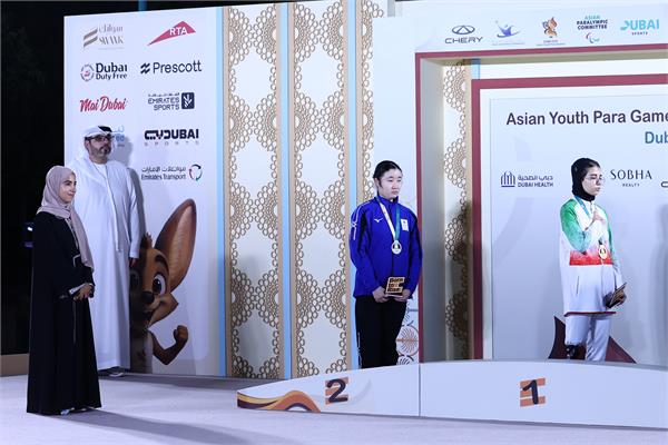 Para TT Podium Horiz 1