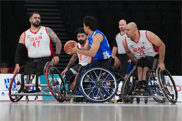 Men's WH bask Iran Kuwait 12