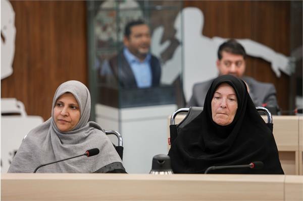 نشست بانوان  52