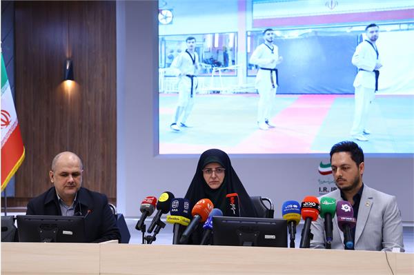 نشست خبری  13