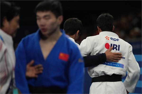 Meysam Banitaba Paris Silver 4