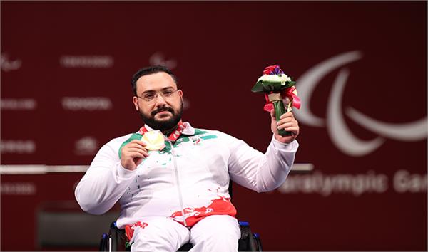 روح اله رستمی نامزد دریافت جایزه بهترین ورزشکار مرد سال ۲۰۲۱ شد
