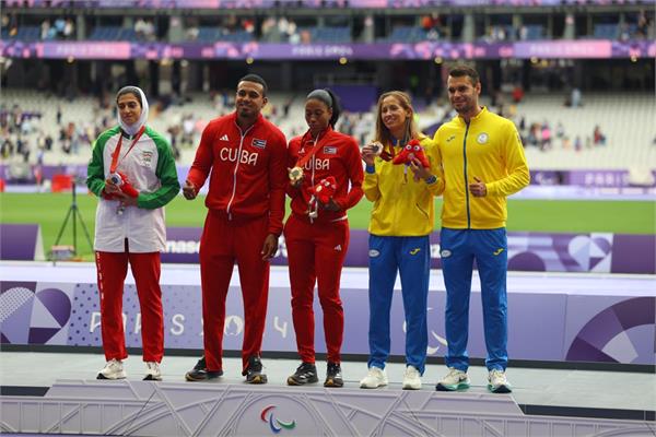 Hajar Safarzadeh Report Paris 3