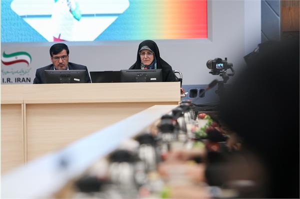 نشست بانوان  44