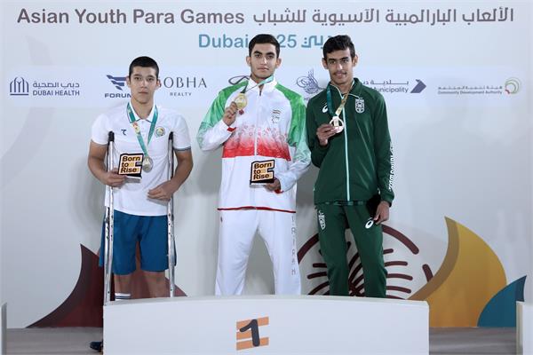 horiz PI Swim Dubai Podium 13