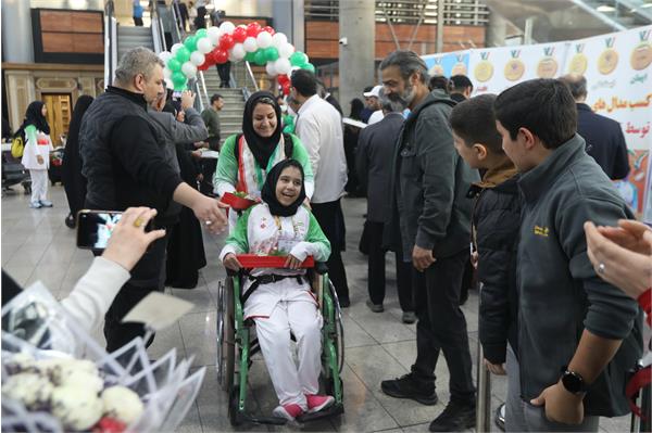 Iran Return from Dubai Mahdi Nasiri 9