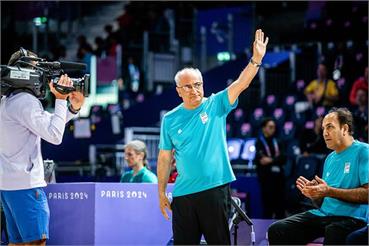 هادی رضایی یکی از سه فرد تأثیرگذار تالار مشاهیر بین‌المللی والیبال در سال ۲۰۲۴ ا...