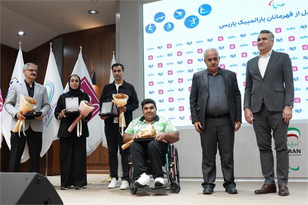 مراسم تجلیل  11