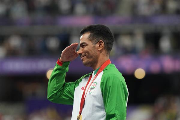 Afrooz Paris Report 4