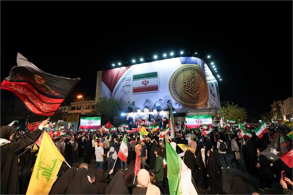 مراسم یک 31