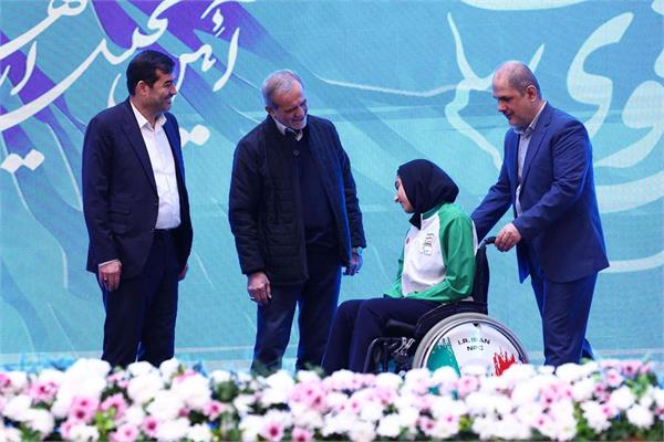 تجلیل ریاست جمهوری  17