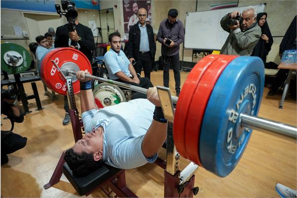 وزنه برداری جوانان  31