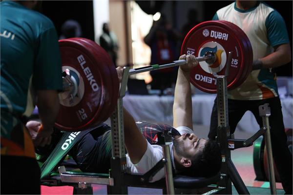 Mohammad Karimnia Bronze Dubai 4