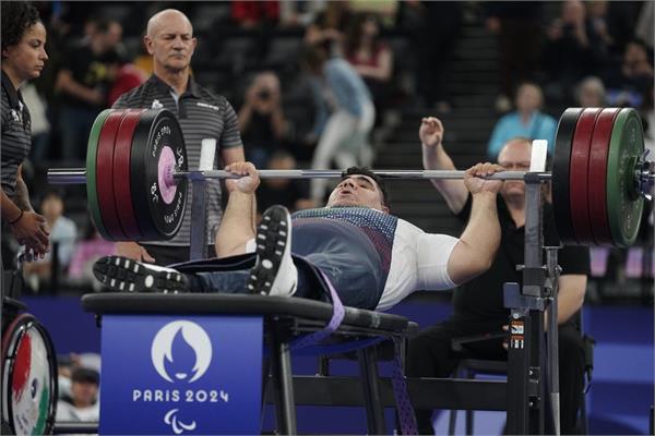 Paris 2024 Gharibshahi & Solhi 21