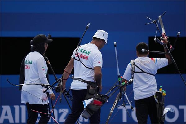 Paris Mem Recurve Ameri & Rahimi 23