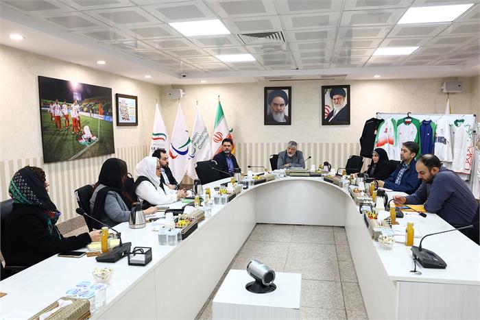 برگزاری اولین نشست کارگروه طراحی لباس کاروان ایران در بازی های پاراآسیایی آیچی-ناگویا