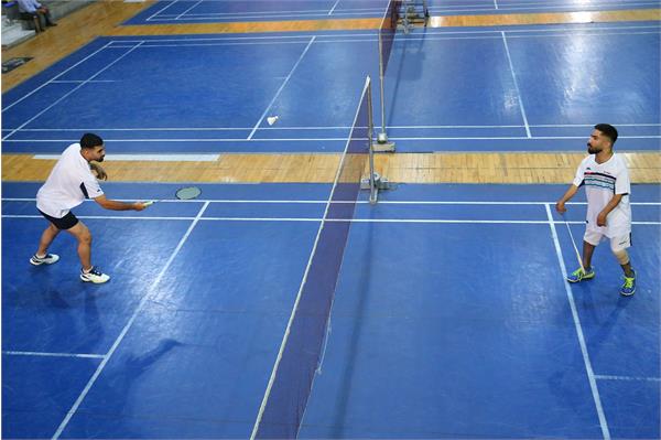 بدمینتون  12