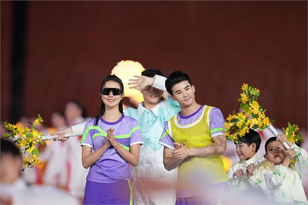 Hangzhou Opening Performance 2