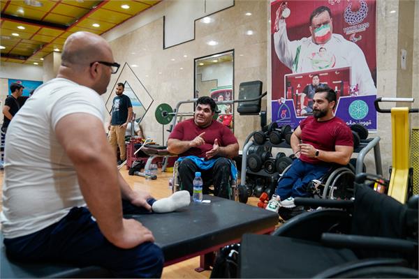 وزنه برداری  33