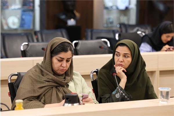 نشست خبری  51