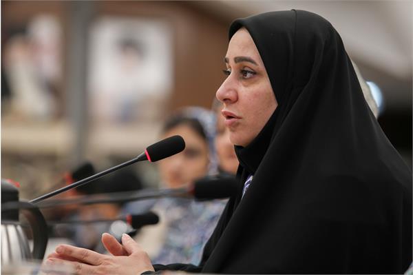 نشست بانوان  48