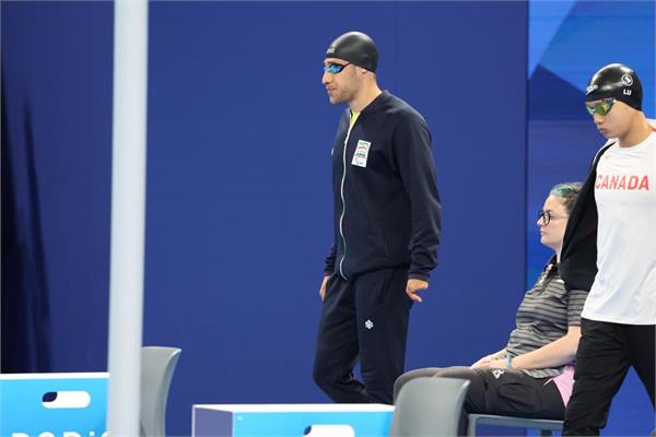 Swimming 2 Zeighami at Paris 4