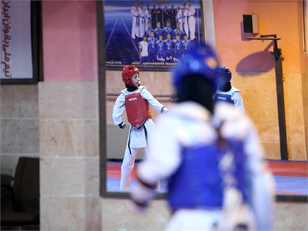 پاراتکواندو  7