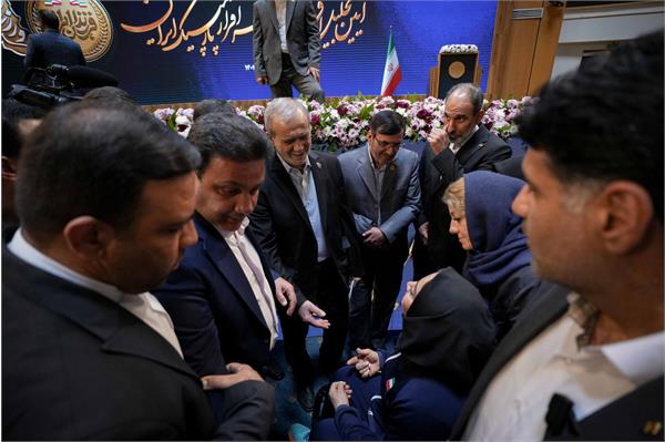 ریاست جمهوری 10