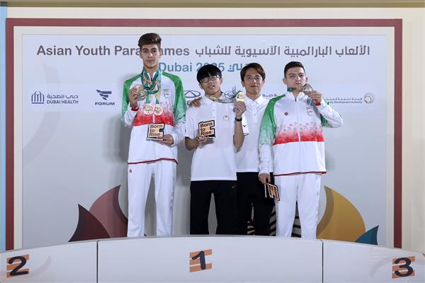 VI Swimming Horiz Nasiri (10)