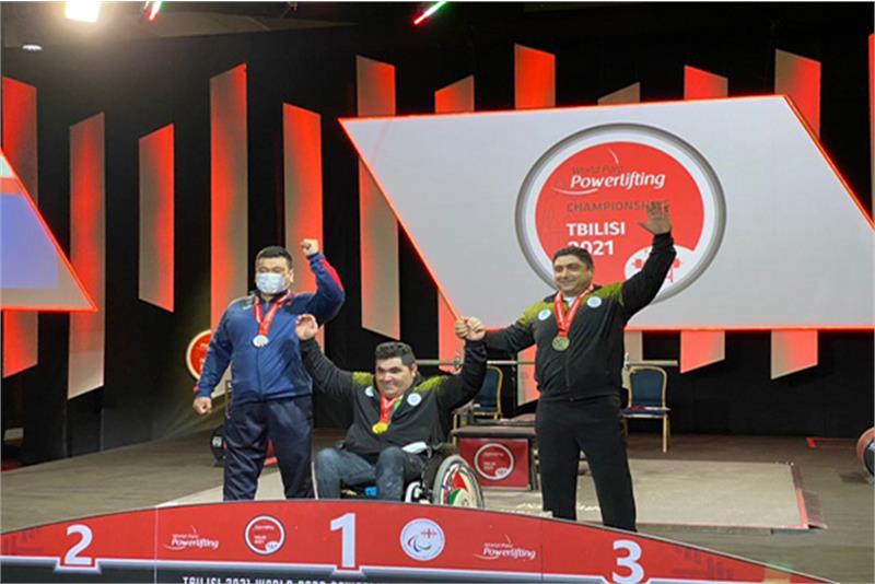 Iran’s Gharibshi breaks world record in 2021 Tbilisi