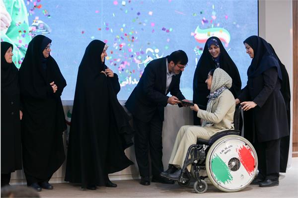 نشست بانوان  31