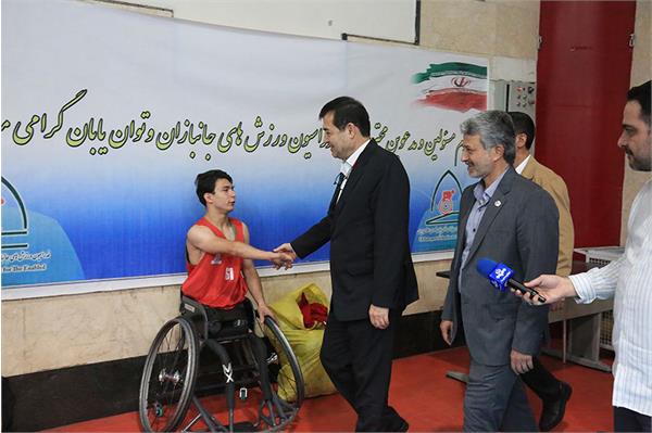 بازدید وزیر 39