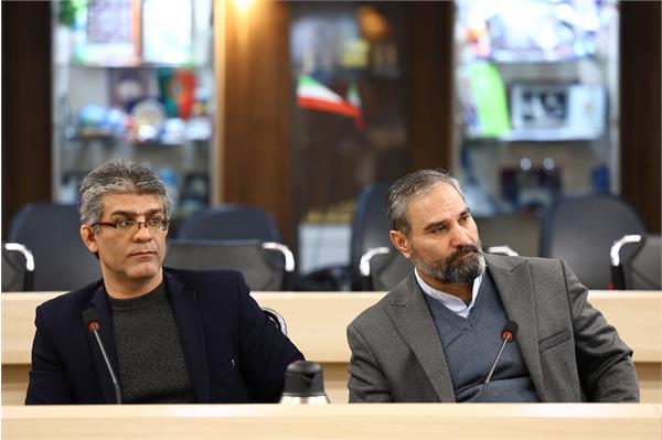 نشست جنبش  9