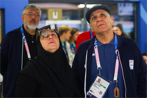 P4 Paris Javanmardi & Mirshafiei  1